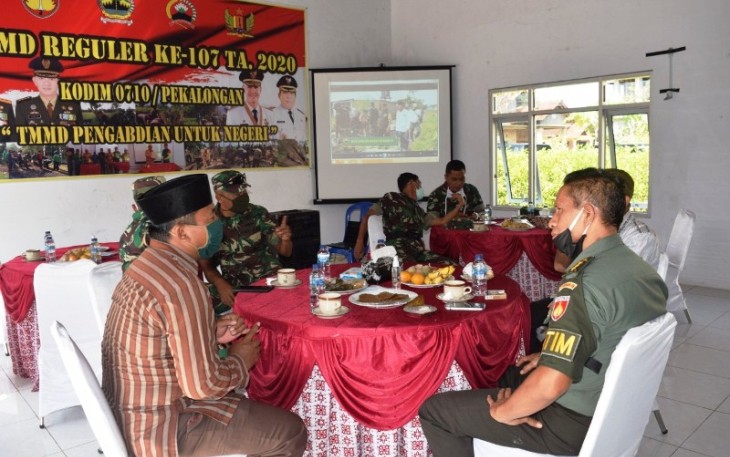 Pengaspalan Jalan TMMD Reguler Pekalongan Panjang Namun Akan Selesai Karena Masyarakat