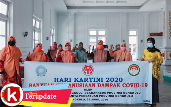 Istri Gubernur Rohidin Serahkan Bantuan Kemanusiaan