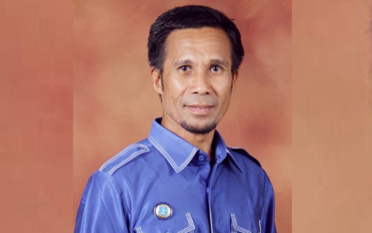 Ketua Fraksi PAN DPRD SBB Hi Abdul Rauf Latulumamina
