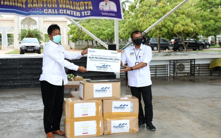 Bank Mandiri Berikan Bantuan APD dan Asuransi