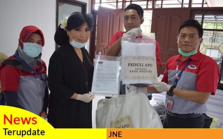 JNE Bantu Distiribusi APD Anne Avantie untuk Paramedis