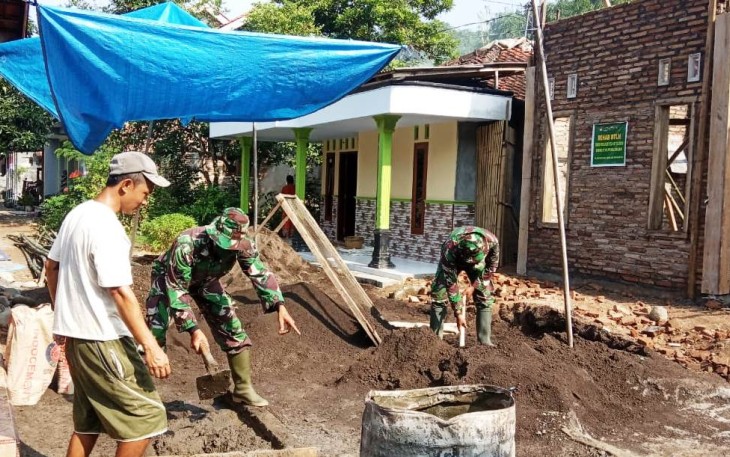 Satgas TMMD Eks Talud Akan Keroyok Rehab Rumah Warsumi