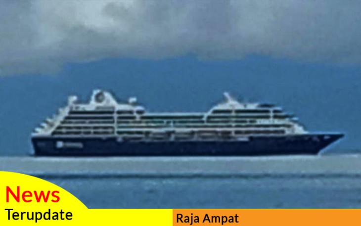 Kapal Pesiar yang sempat melintasi Wilayah laut Raja Ampat pada Senin (13/04/2020)