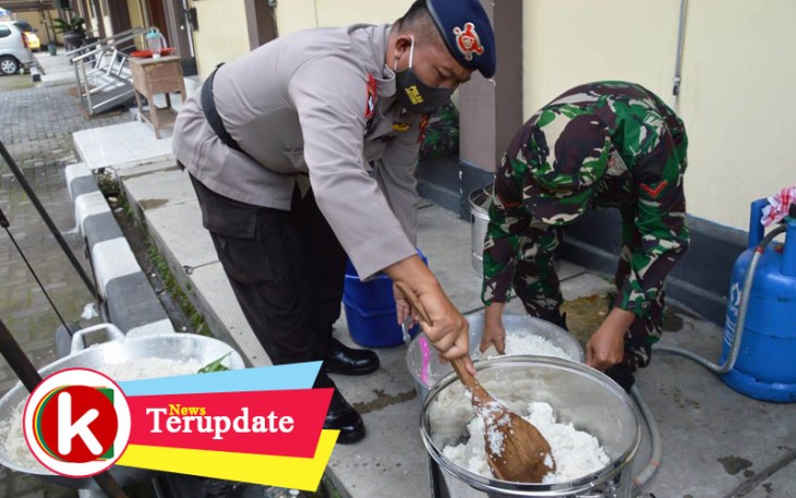 Dapur Lapangan TNI-Polri Sajikan Paket Nasi Setiap Hari