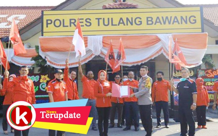 DPC PDIP Kabupaten Tulang Bawang Laporkan Aksi Pembakaran Bendera Partai ke Polres Tuba 