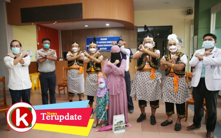 Dua Pasien Positif Covid-19 yang dinyatakan sembuh oleh RSBP Batam