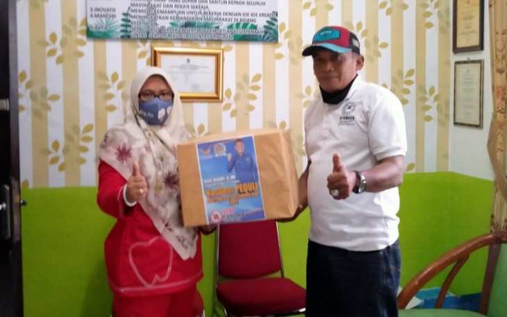 Salah satu tim Hasbi Anshory salurkan Bantuan APD untuk Tenaga Medis di Puskesmas