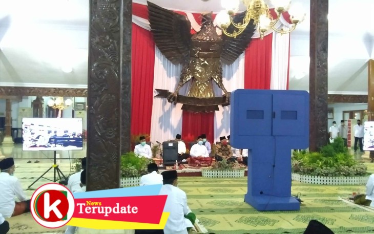 Suasana Doa Lintas Agama dan Pengajian Akbar Peringatan Haul Bung Karno ke 50 (foto: Faisal NR / Klikwarta.com) 