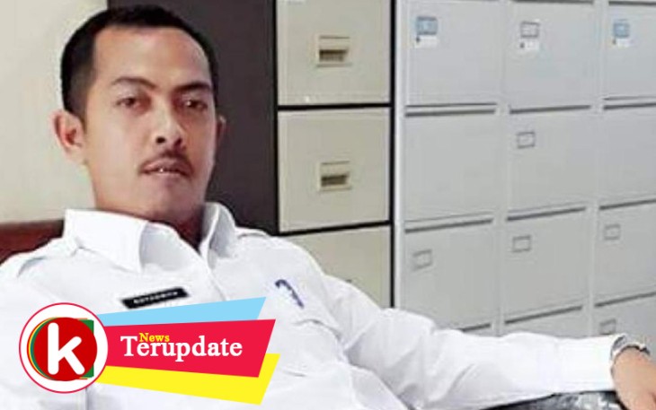 Sutarman selaku Camat Kepulauan Posek