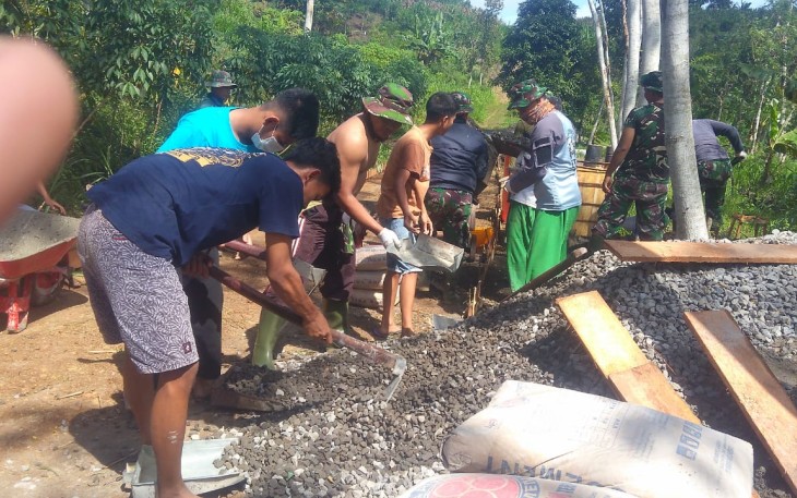 Ternyata Generasi Muda Desa Ngepoh Antusias Sambut TMMD