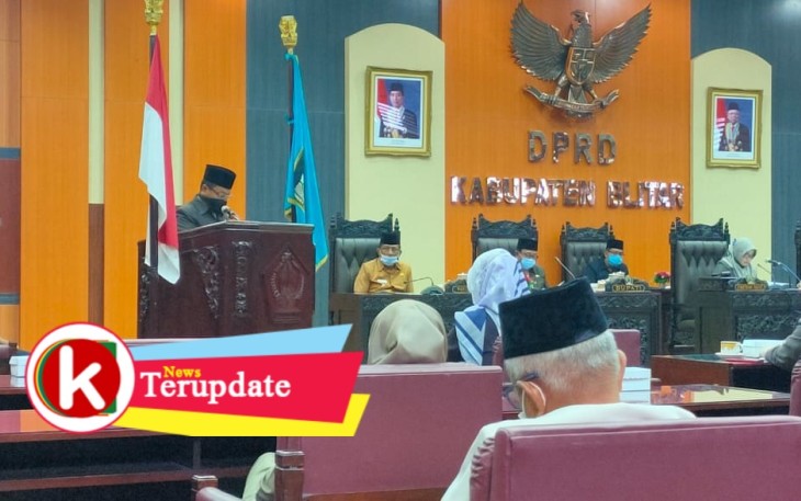 Rapat Paripurna DPRD Kabupaten Blitar, Selasa 7 Juli 2020. (foto: Faisal NR / Klikwarta.com) 