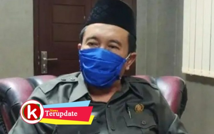 Wakil Ketua DPRD Kabupaten Blitar Mujib (foto: Faisal NR / Klikwarta.com)  