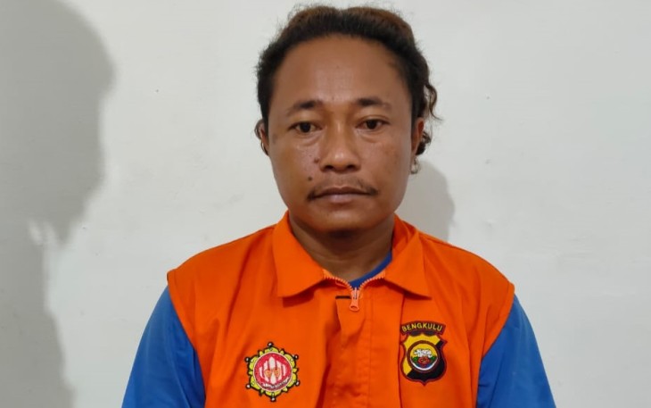 Tersangka saat diamankan