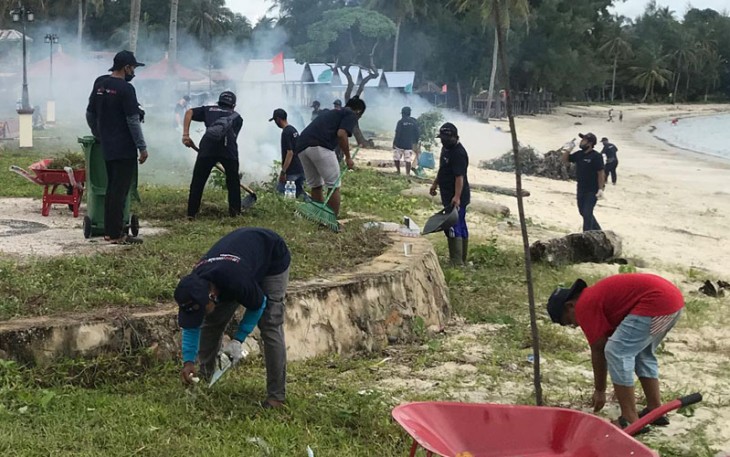 Pantai Trikora Terpilih Jadi Lokasi Gerakan BISA Goro Bersama Pelaku Wisata Bintan