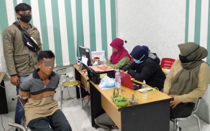 Terduga pelaku saat diamankan