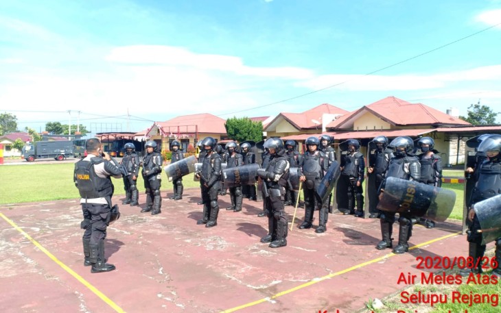 Personel Batalyon A Pelopor Satbrimobda Bengkulu Latihan PHH
