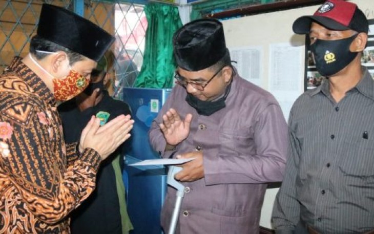 Wakil Wali Kota Bengkulu Dedy Wahyudi Salurkan BOP