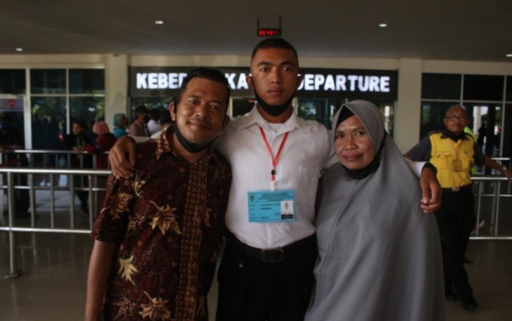 Arhamudin Diterima Jadi Prajurit TNI AD Buah Manis Perjuangan Anak Tukang Ikan Keliling di Kendari 