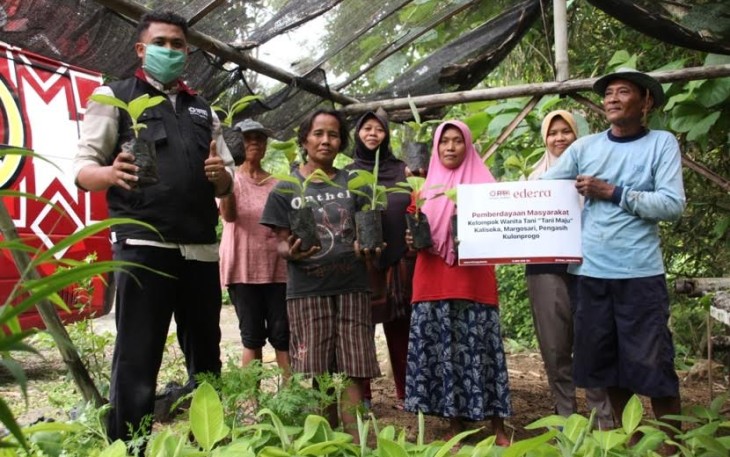 Bibit Pohon Pisang Untuk Kelompok Wanita Tani di Kulonprogo
