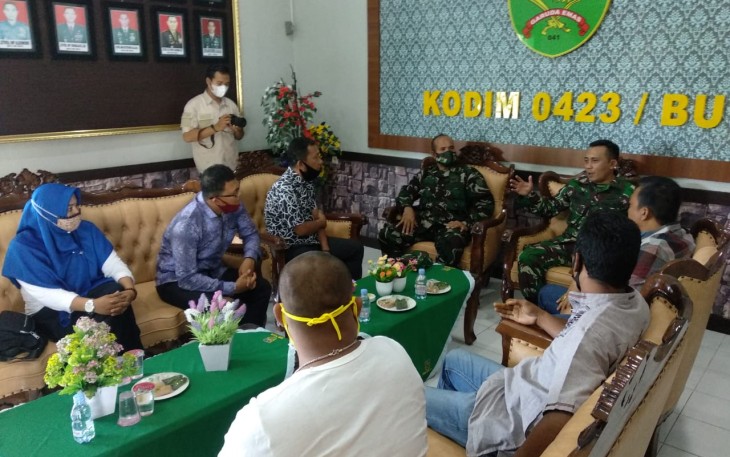 Tatap muka Dandim 0423/BU dan Relawan Demokrasi Kolom Kosong di Aula Darmawangsa