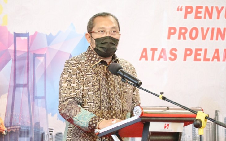 Wakil Ketua DPRD Jatim Sahat Tua Simanjuntak