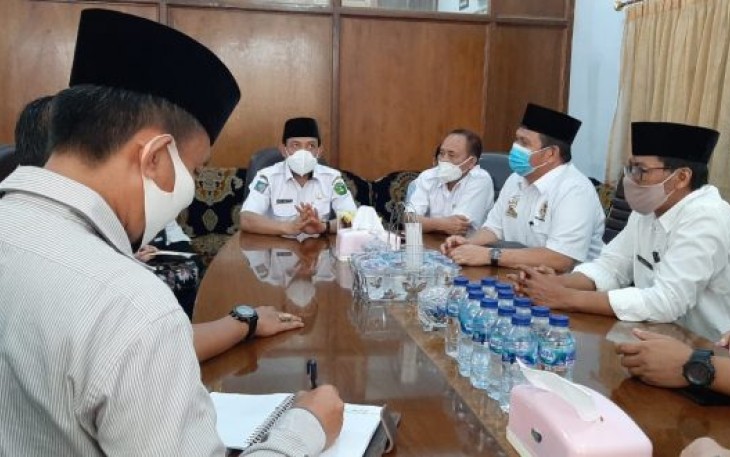 Wakil Wali Kota Bengkulu Dedy Wahyudi Saat Menggelar Pertemuan Bersama Rektor Universitas Dehasen Prof Dr Kamaludin SE MM