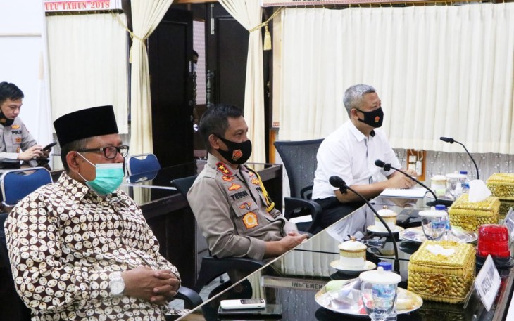  Kapolda Bengkulu Irjen Pol Drs Teguh Sarwono MSi Didampingi Ketua PWNU Bengkulu  Dr Zulkarnain Dali