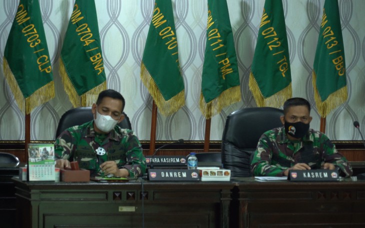 Komandan Korem 071/Wijayakusuma Kolonel Inf Dwi Lagan Safrudin, S.I.P., memimpin Sidang Pankar Jabatan Perwira, Selasa (9/2/2021)