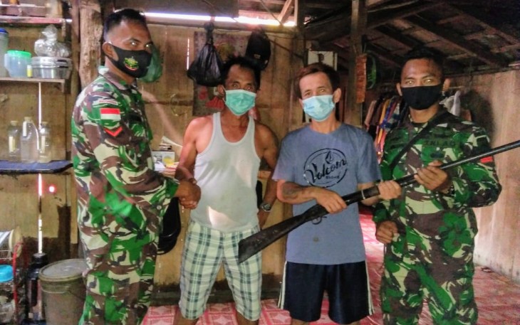 Dansatgas Pamtas RI-Malaysia Yonif 407/PK Letkol Inf Catur Irawan dari Kecamatan Badau, Kabupaten Kapuas Hulu, Provinsi Kalimantan Barat, Selasa (09/02/2021).