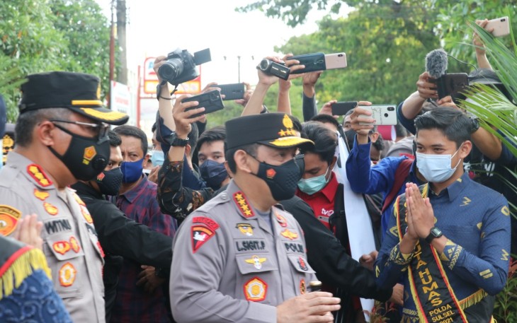 Kapolri Jenderal Polisi Listyo Sigit Prabowo melakukan kunjungan kerja (kunker) ke Sulawesi Selatan (Sulsel) terkait penanganan Pandemi Covid-19