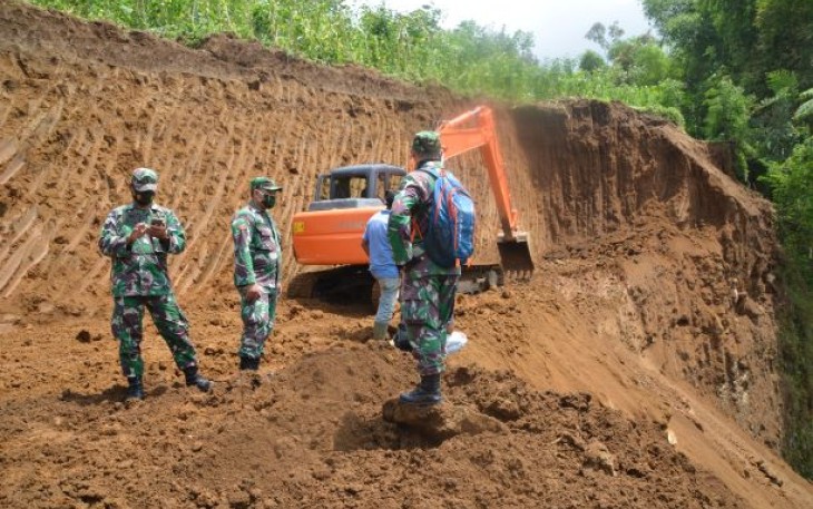 Komando Distrik Militer (Kodim) 0707/Wonosobo menjadi salah satu Kodim jajaran Korem 072/Pamungkas Yogyakarta, yang menyelenggarakan program TMMD Reguler ke-110 tahun 2021. 