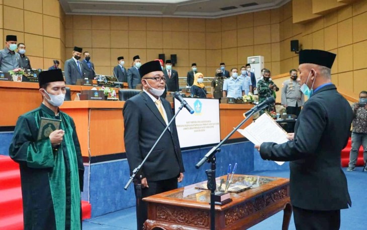 Suherianto Resmi di Lantik Jadi Anggoto DPRD Kabupaten Bintan 