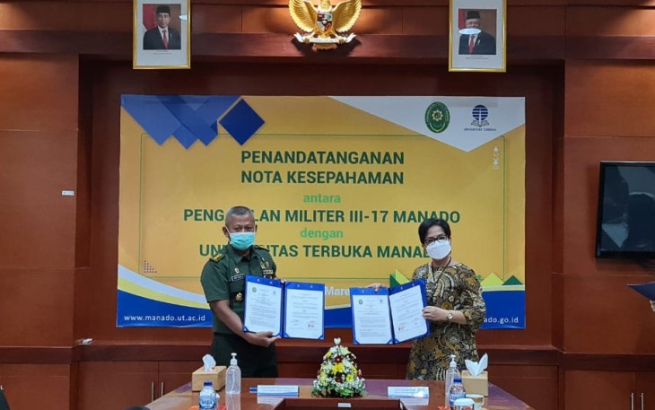 Kadilmil III-17 Manado saat usai laksanakan penanda tanganan MoU