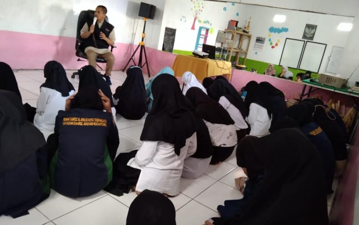 Berbisnis Burung Kicau Untuk Rumah Tahfidz