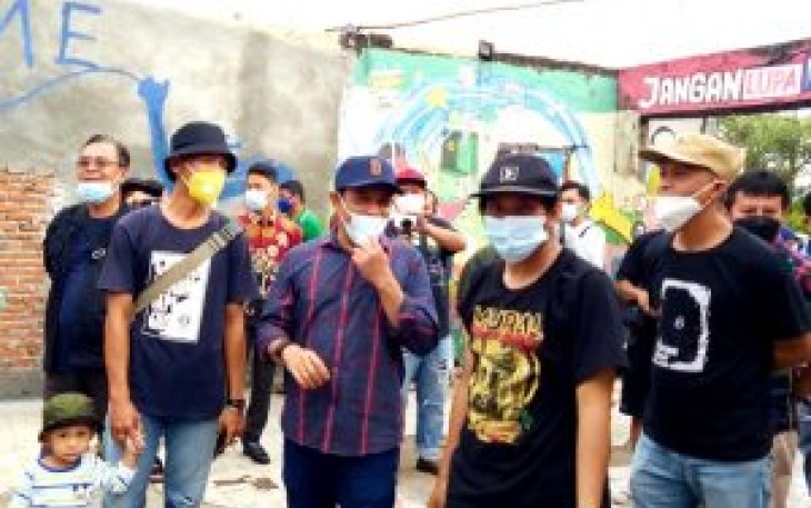 Wakil Walikota Bengkulu Dedy Wahyudi Saat Menghadiri Acara Komunitas Mural