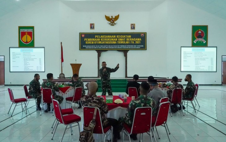 Korem 071/Wijayakusuma menggelar Pembinaan Kerukunan Umat Beragama, Rabu (24/3/2021) di Gedung Pertemuan A. Yani Makorem 071/Wijayakusuma, Sokaraja Banyumas.