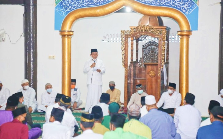 Gubernur Kepri Ansar Ahmad  
