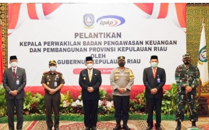  Gubernur Kepri H Ansar Ahmad Lantik Kepala Perwakilan BPKP Kepri Gubernur