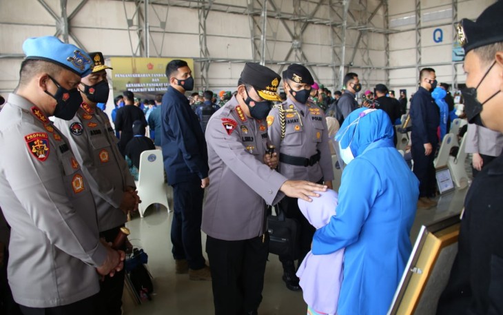 Kapolri Tawarkan Anak Prajurit Awak Nanggala 402 Jadi Polisi 