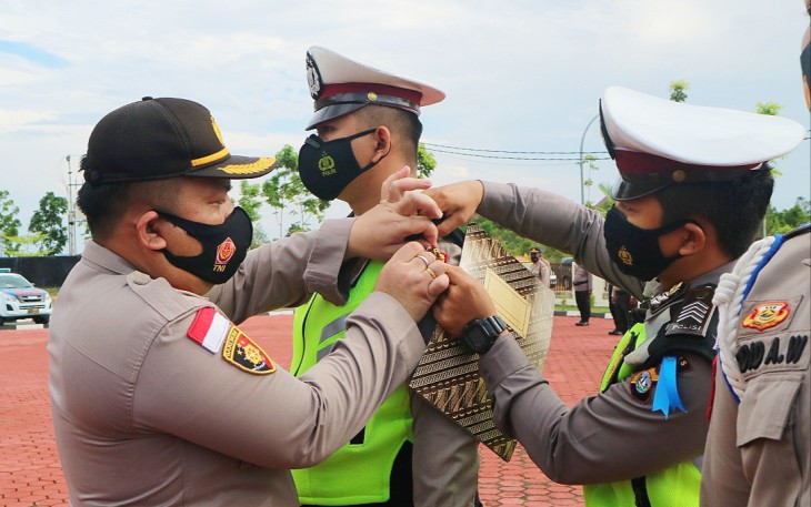 Polres Bintan Apel Gelar Pasukan Dalam Rangka Operasi Keselamatan Seligi 2021