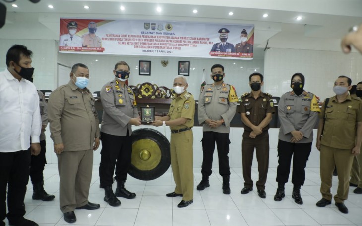 Pemkab Asahan Terima SK Sebagai Calon Kabupaten Bebas dari Pungli Tahun 2021