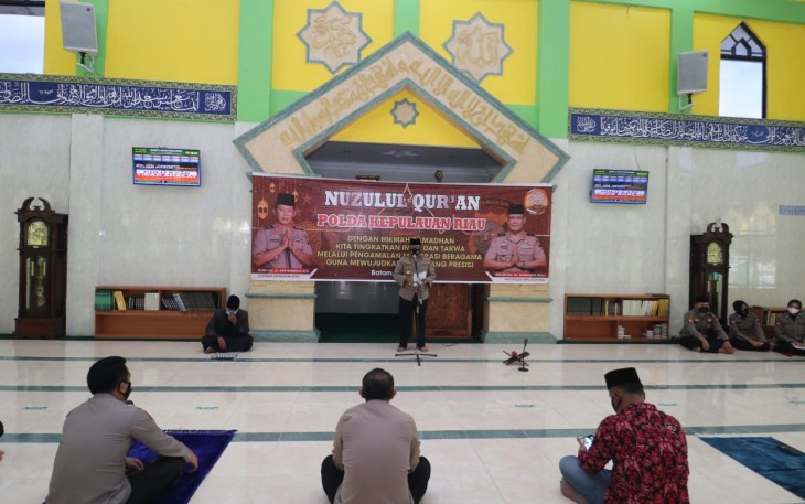 Polda Kepri Gelar Peringatan Nuzulul Quran di Masjid Al Halim 