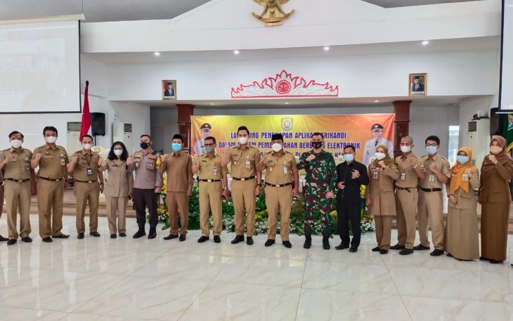Pemkab Kendal launching aplikasi Srikandi di Pendopo Tumenggung Bahurekso Kabupaten Kendal Jl Sukarno Hatta No 193 Kendal. Pada hari Senin tanggal 24 Mei 2021