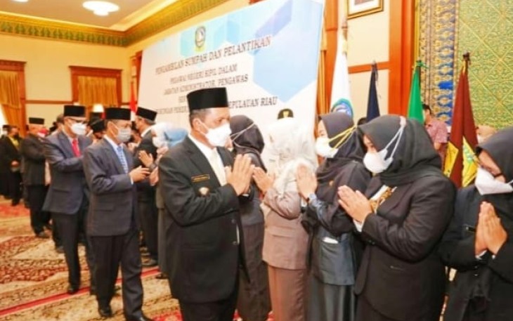 Gubernur Lantik Pejabat Eselon III, IV dan JFT Dilingkup Pemprov Kepri Saya Jamin Tidak Ada Unsur Transaksional