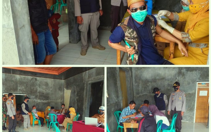 Kapolsek Singajaya-Polres Garut, Monitoring Kegiatan Vaksinasi Di Desa Mekartani Garut