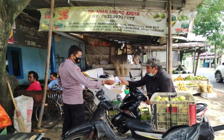  Patroli Dialogis Dengan Humanis Tegur Warga Tak Menggunakan Masker