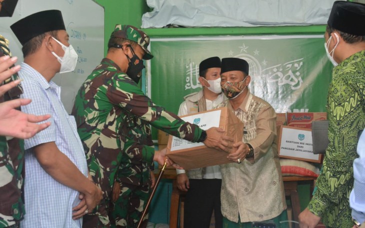 Pangdam Jaya Kunjungi Posko Peduli Isoman PWNU DKI Jakarta