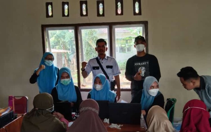 Anggota Dewan Perwakilan Rakyat Daerah ( DPRD ) Kabupaten Seluma dari Fraksi partai Amanat Nasional( PAN ) melaksanakan Reses masa persidangan pertama tahun 2021 - 2022 ke Daerah Pemilihan ( Dapil )
