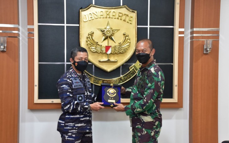 Pangdam Jaya Menerima Kunjungan Pangkoarmada I 