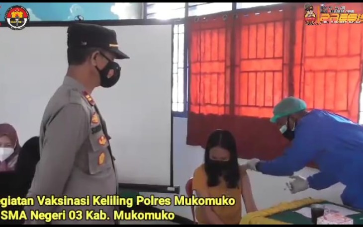 Polres Mukomuko Gelar Vaksinasi Keliling di Sekolah